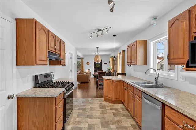 $1,850 | 47 15th Avenue, North Tonawanda, NY 14120