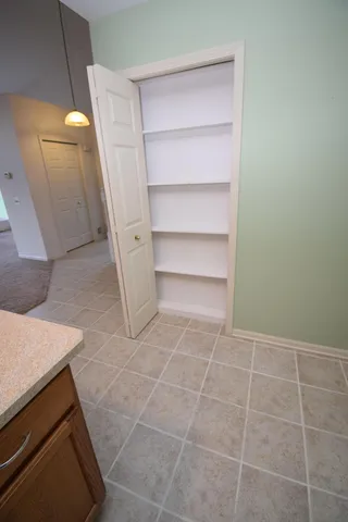 $239,900 | 25430 Bohn Court, Flat Rock, MI 48134