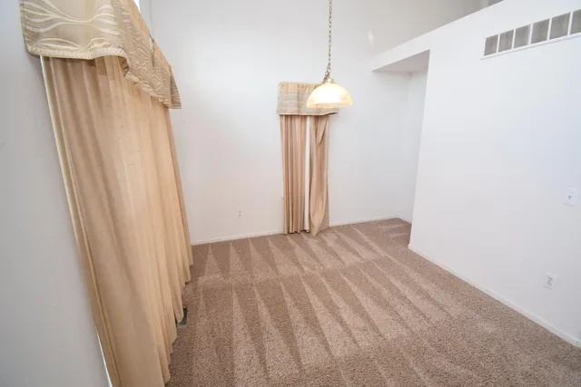 $239,900 | 25430 Bohn Court, Flat Rock, MI 48134