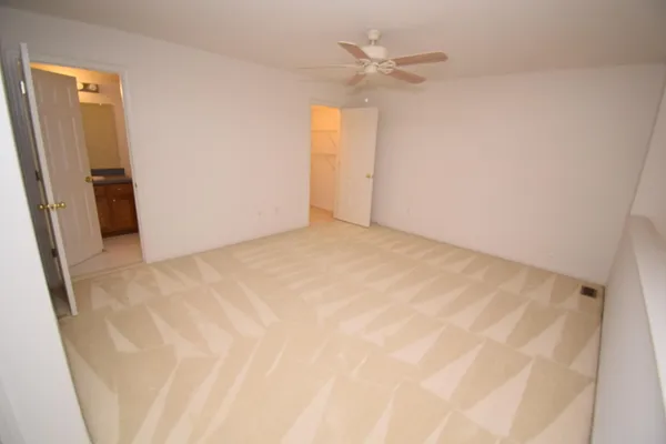 $239,900 | 25430 Bohn Court, Flat Rock, MI 48134