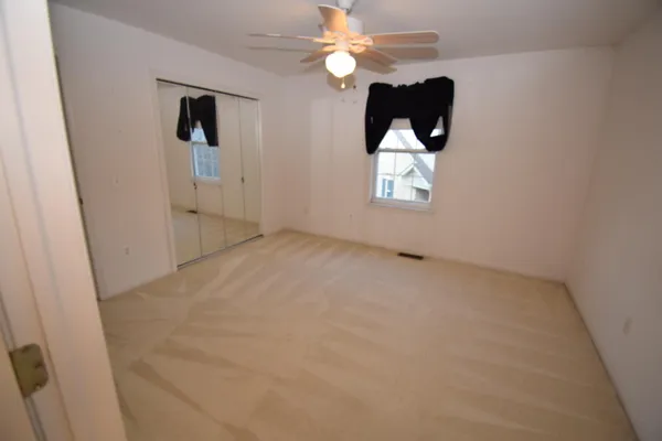 $239,900 | 25430 Bohn Court, Flat Rock, MI 48134