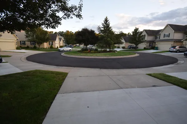 $239,900 | 25430 Bohn Court, Flat Rock, MI 48134