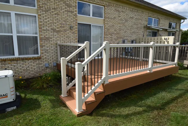 $239,900 | 25430 Bohn Court, Flat Rock, MI 48134