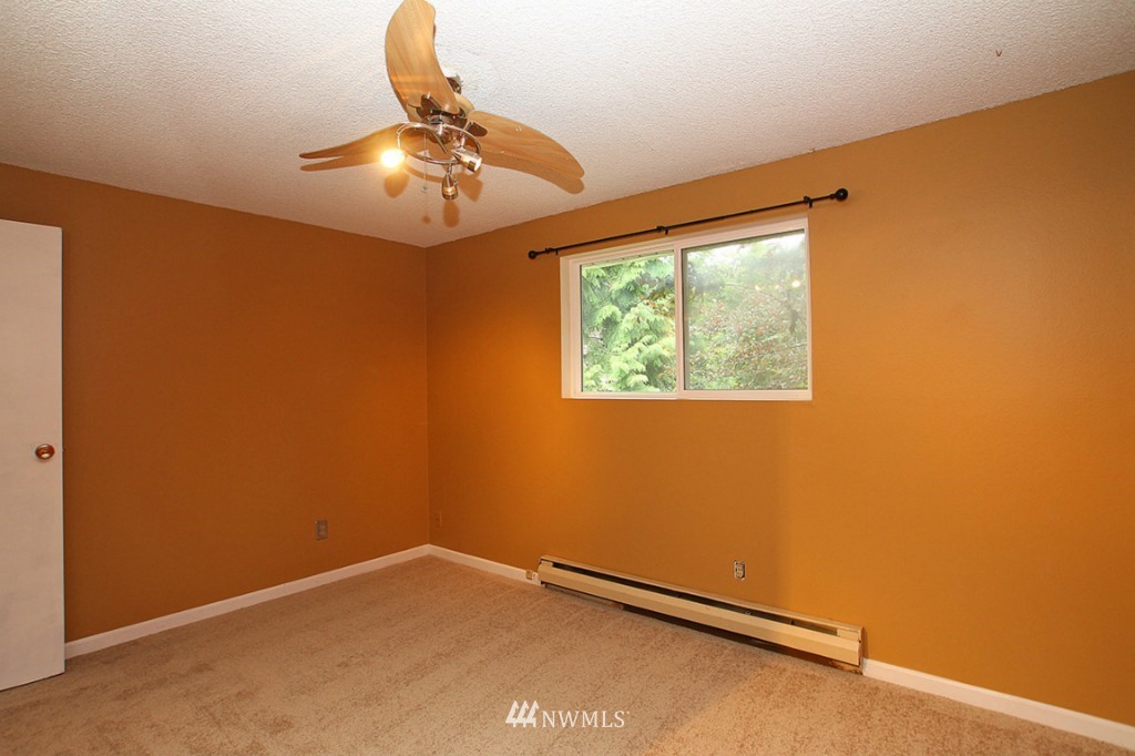 21817 4th Place West Bothell, WA 98021 - Photo 11 of 25