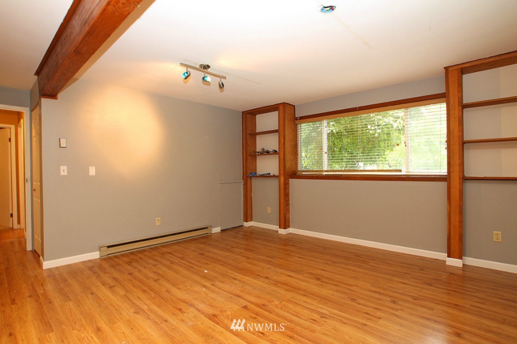 21817 4th Place West Bothell, WA 98021 - Photo 18 of 25
