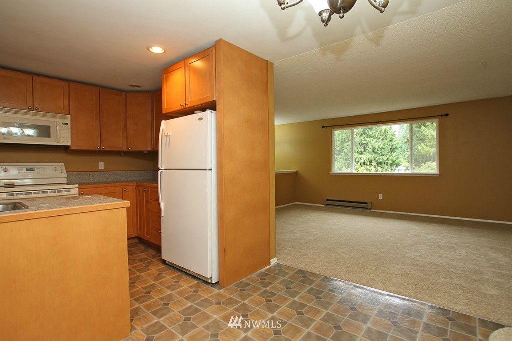 21817 4th Place West Bothell, WA 98021 - Photo 8 of 25