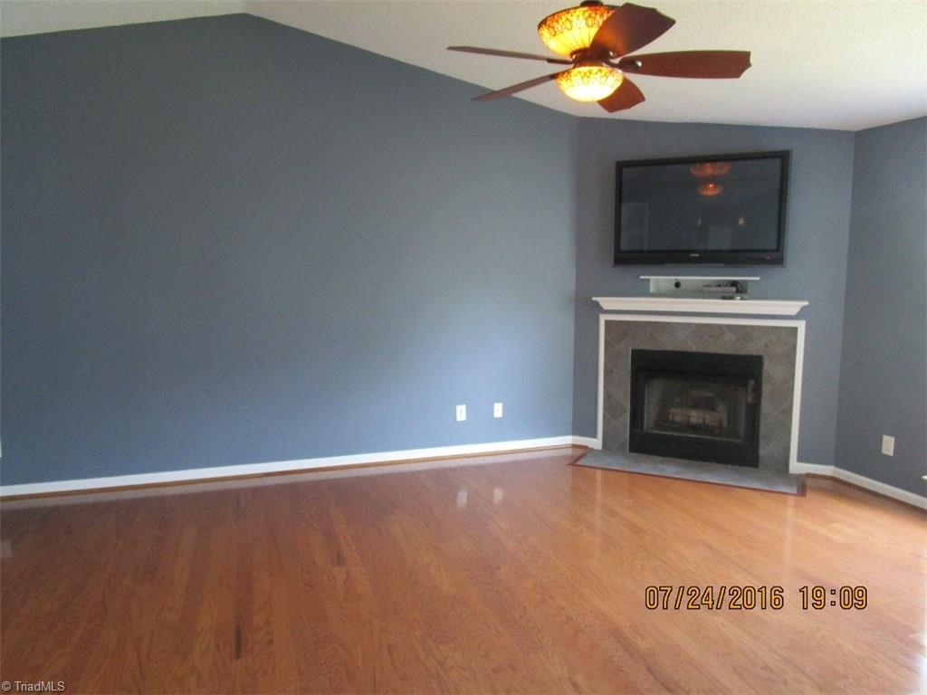 140 James Road, Unit 3C High Point, NC 27265 - Photo 4 of 26 Gallery Image 4