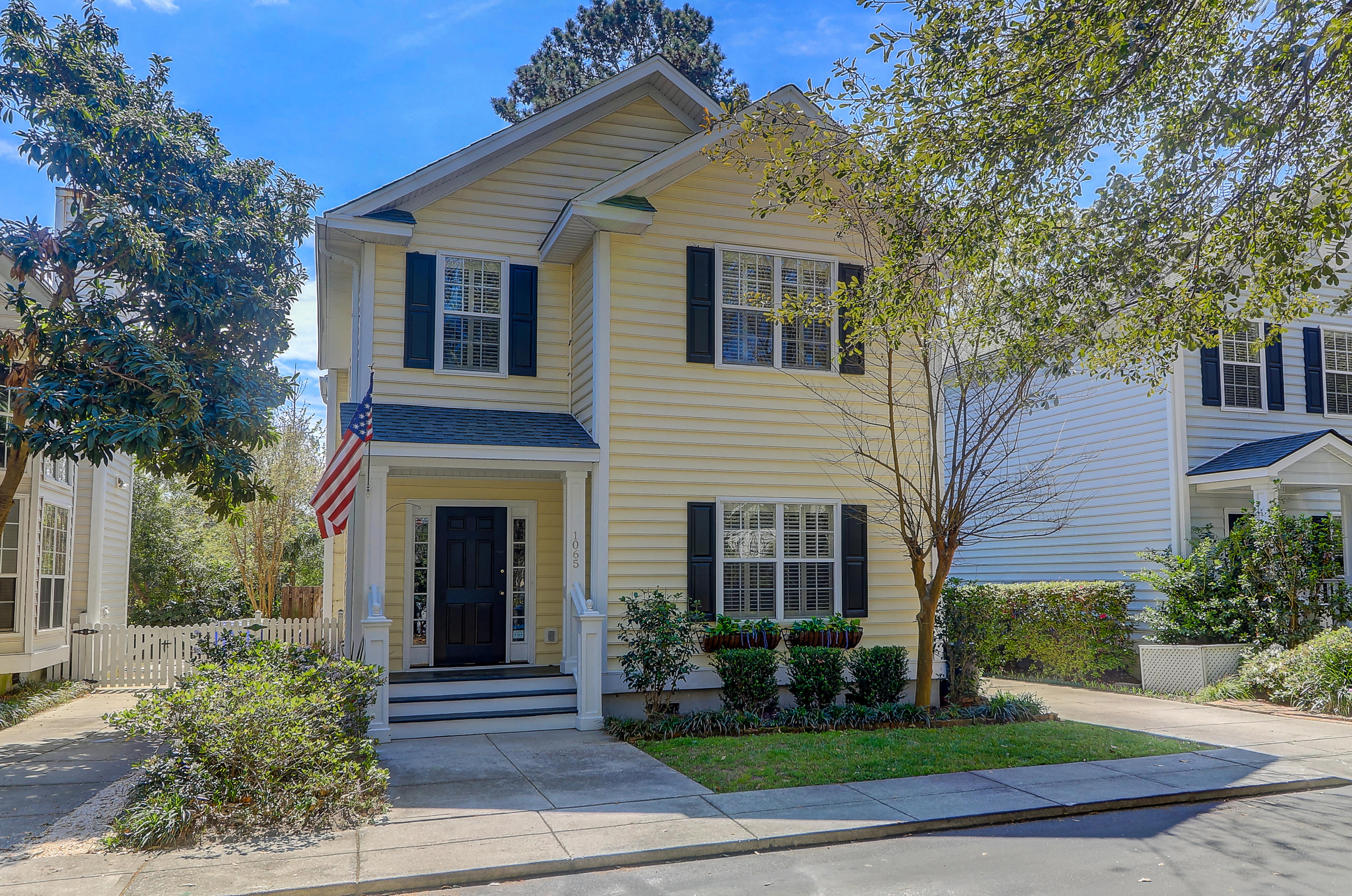 1065 Mathis Ferry Road Mount Pleasant, SC 29464 - Photo 1 of 28 1065 Mathis Ferry Road