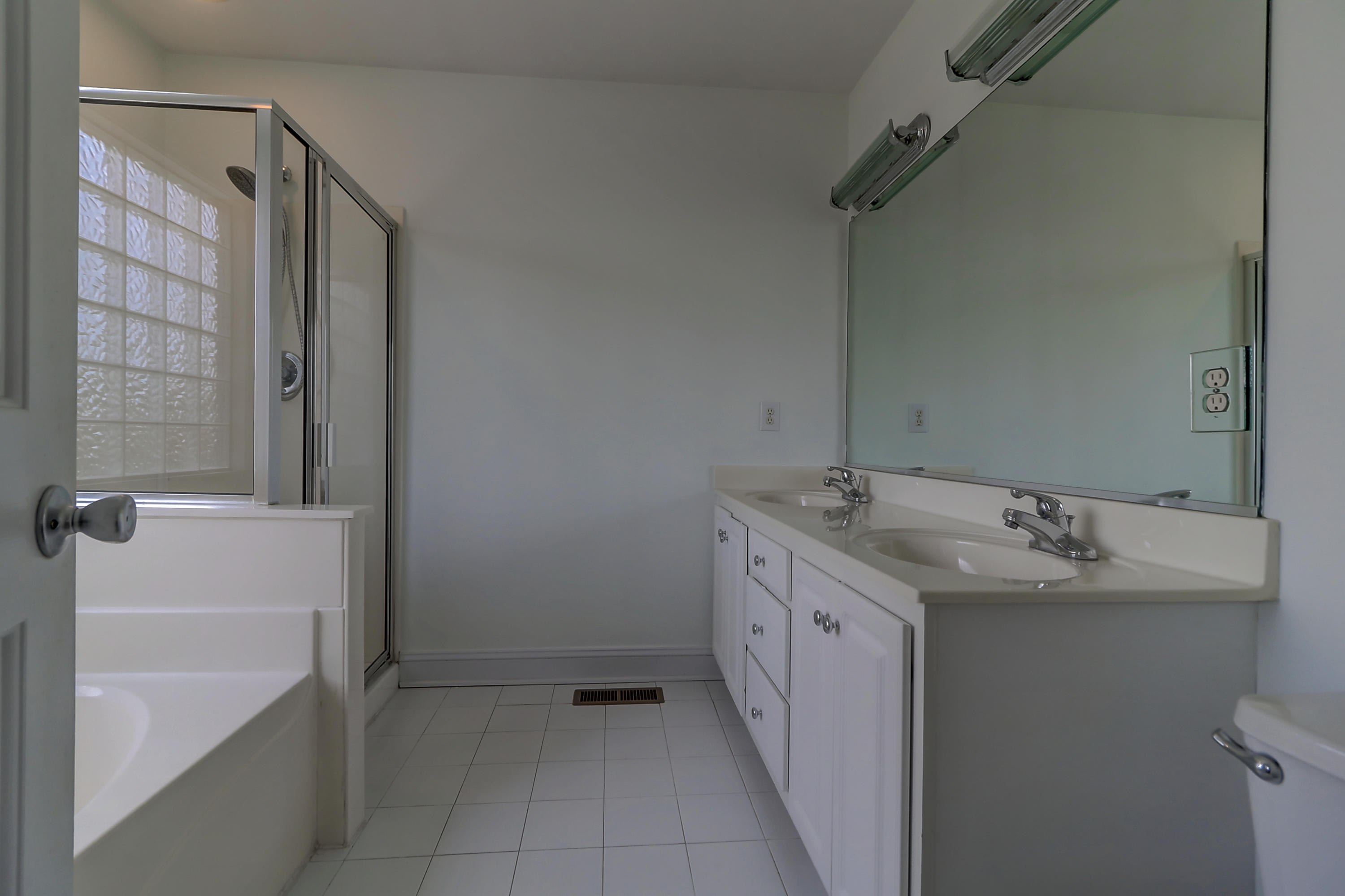 1065 Mathis Ferry Road Mount Pleasant, SC 29464 - Photo 13 of 28 En Suite Master Bath