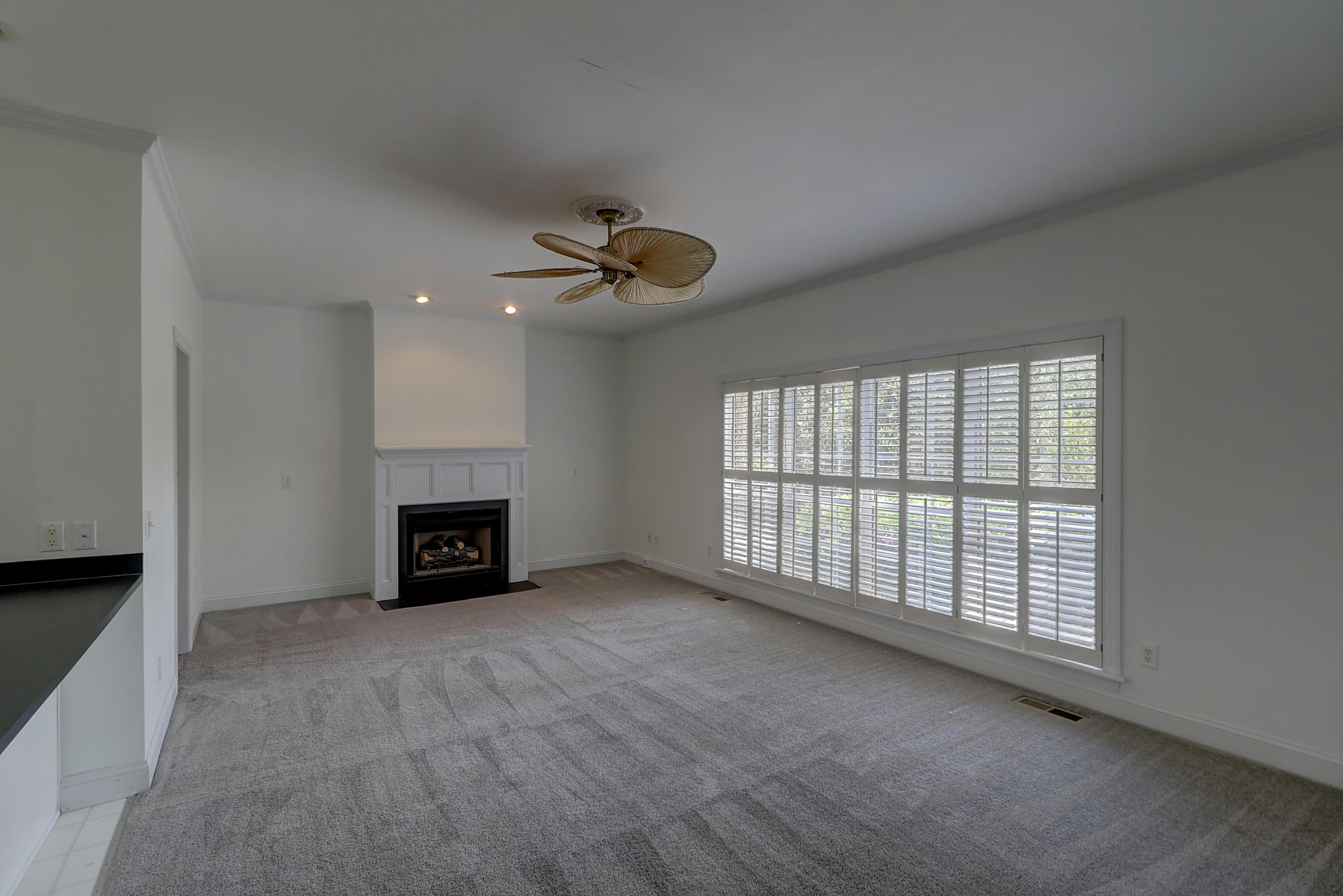 1065 Mathis Ferry Road Mount Pleasant, SC 29464 - Photo 7 of 28 Living Room