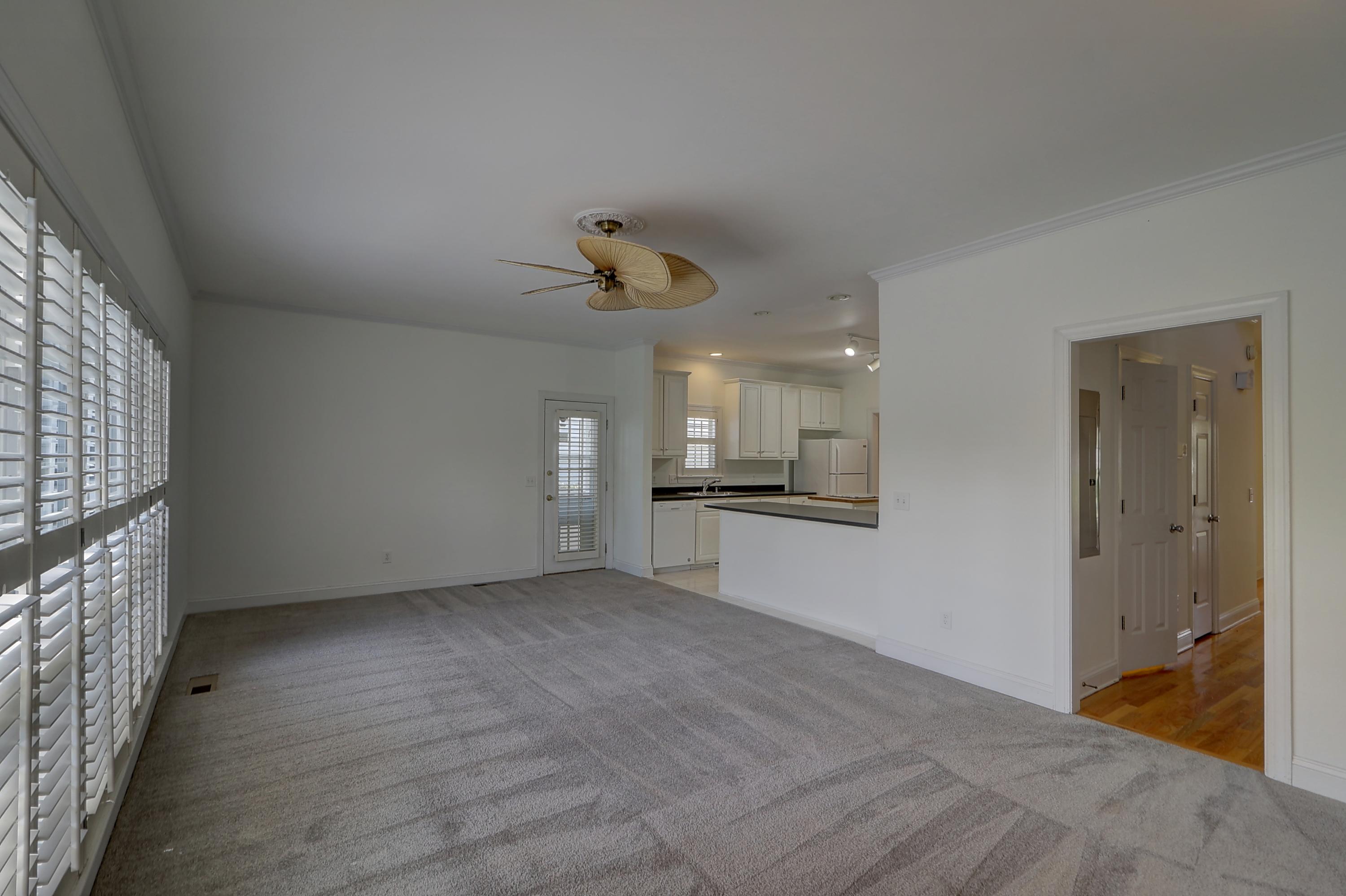 1065 Mathis Ferry Road Mount Pleasant, SC 29464 - Photo 8 of 28 Living Room