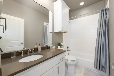 $849,000 | 1004 East 13th Street, Unit A, Austin, TX 78702