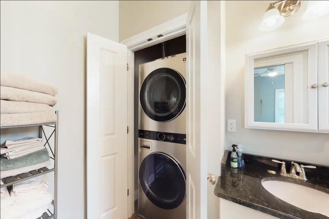 55 Frontier Way, Unit 184 Arundel, ME 04046 - Photo 24 of 54 Full size Washer /Dryer
