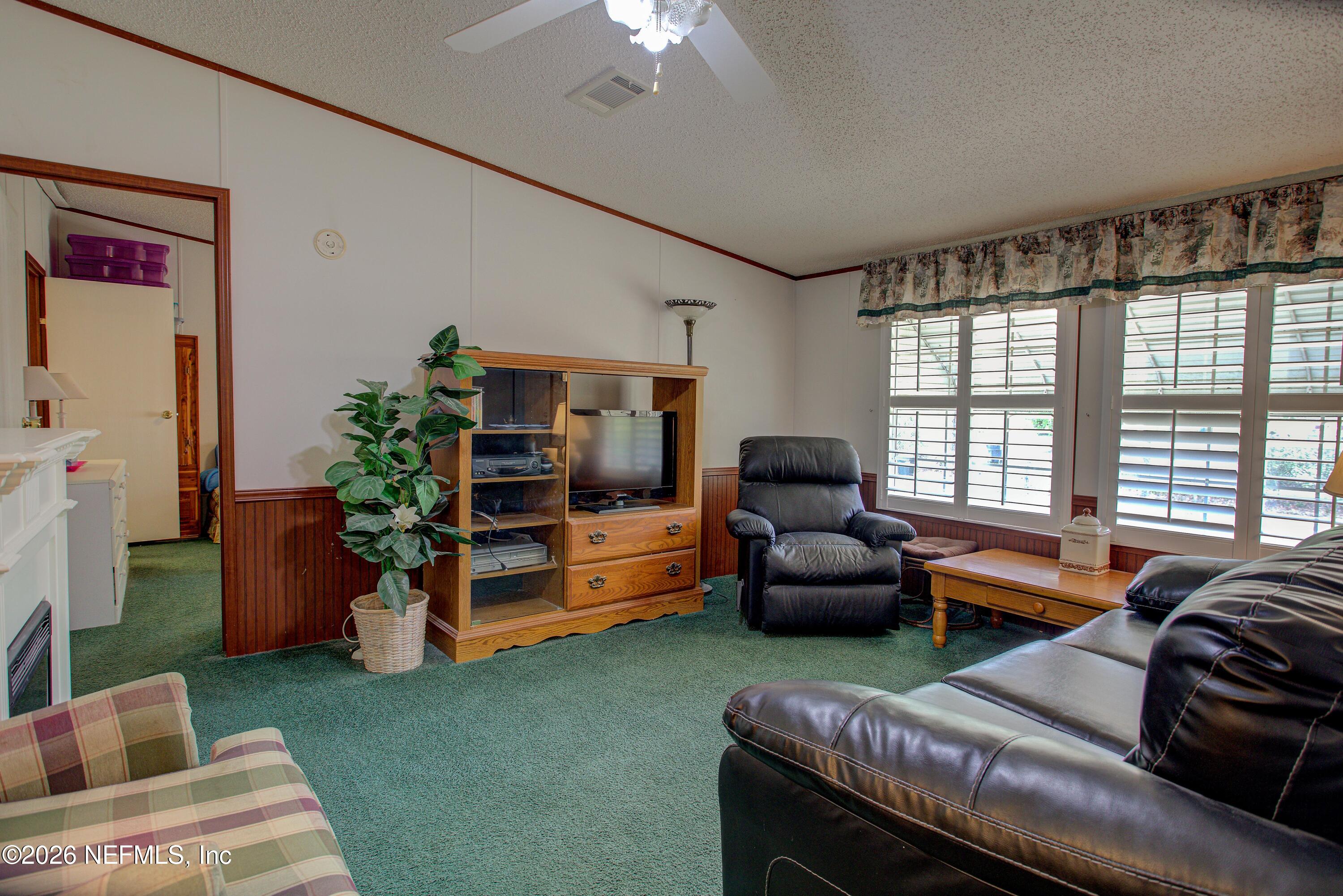 28050 Roundup Place Hilliard, FL 32046 - Photo 13 of 43 20260402-28050_Roundup_Pl-30