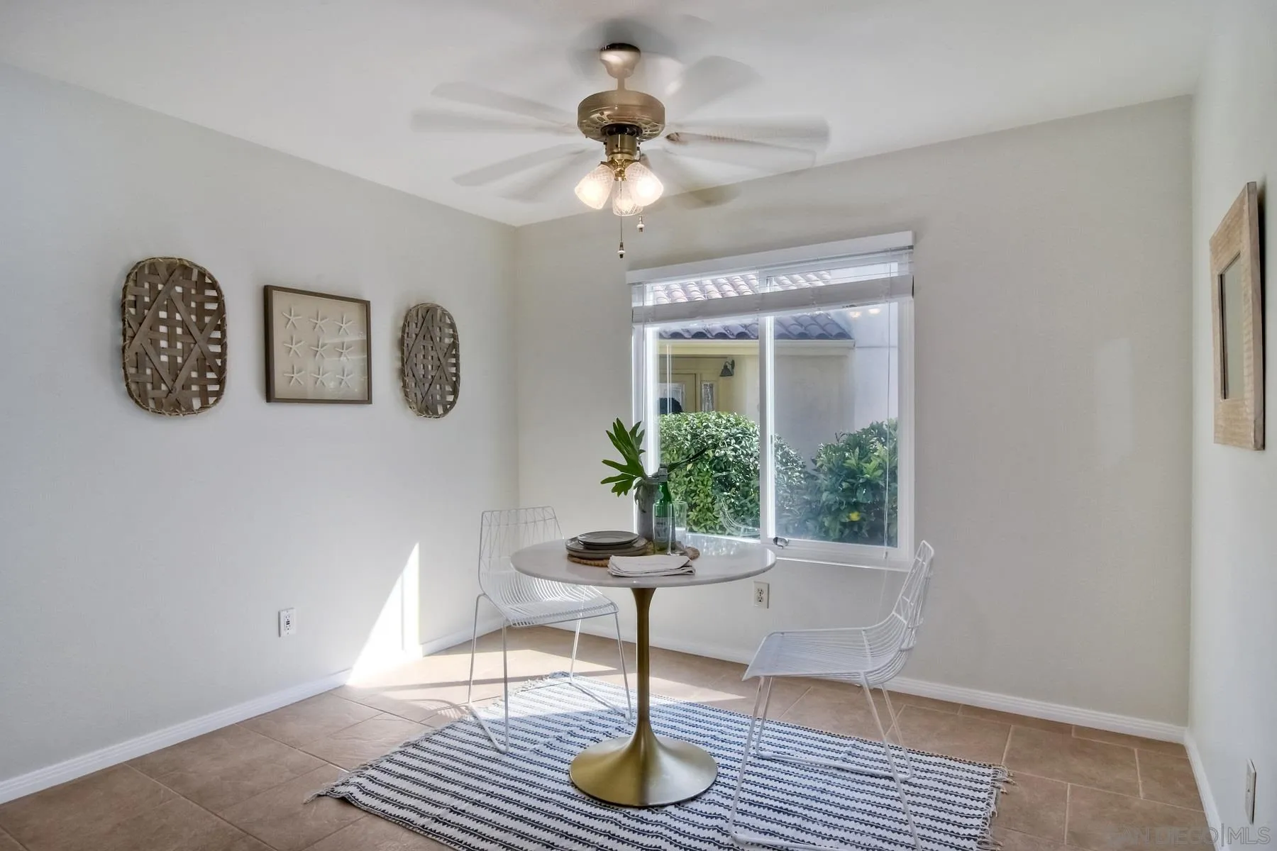 803 Caminito Azul Carlsbad, CA 92011 - Photo 11 of 41 a living room with furniture and a window