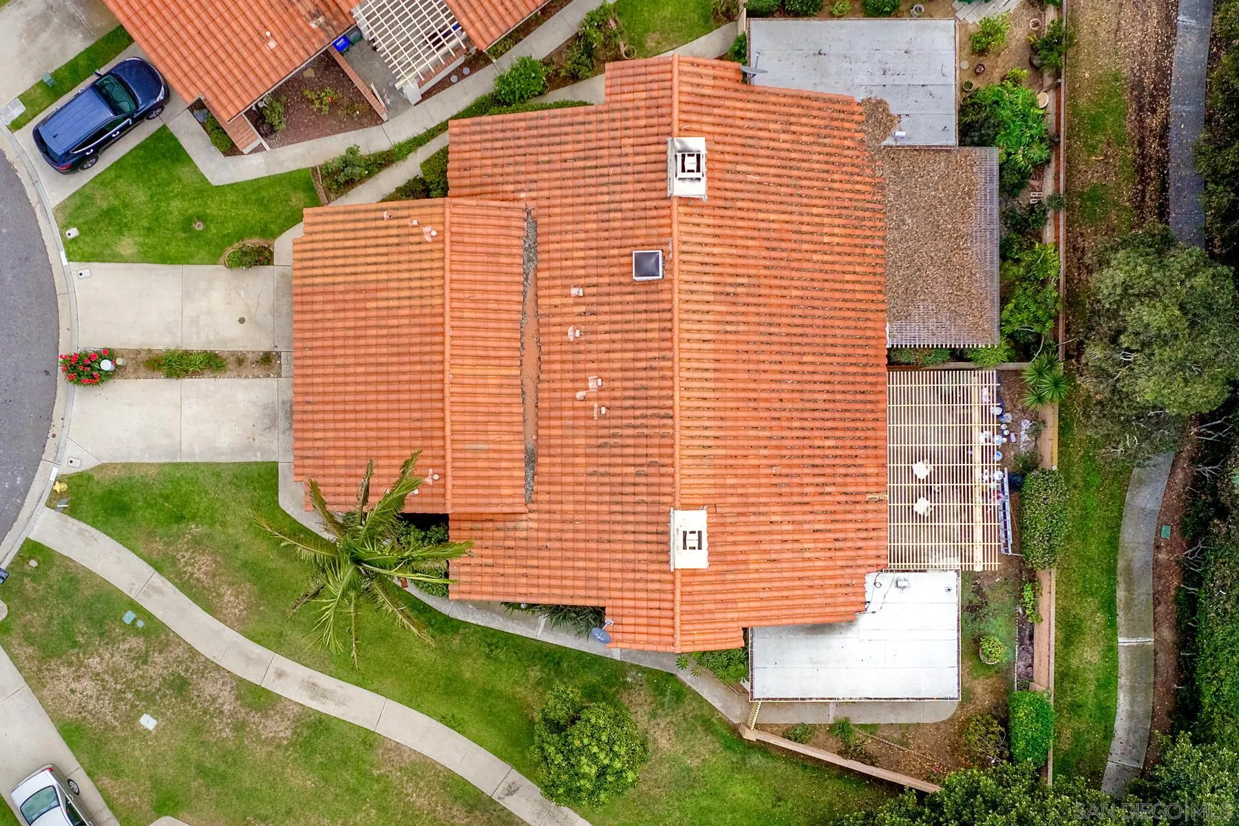 803 Caminito Azul Carlsbad, CA 92011 - Photo 40 of 41 a front view of a house with a yard