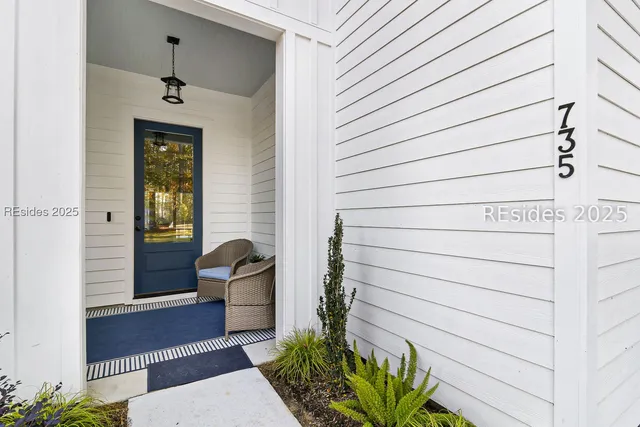 $950,000 | 735 Firethorn Lane, Hardeeville, SC 29927