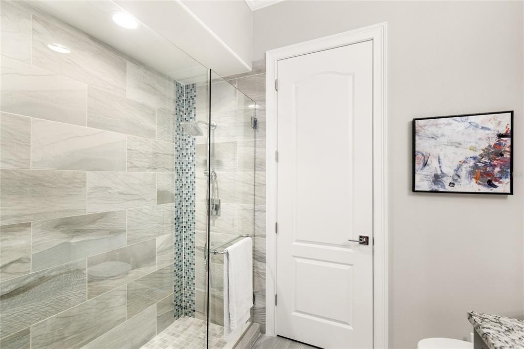 11255 Macaw Court Windermere, FL 34786 - Photo 16 of 49