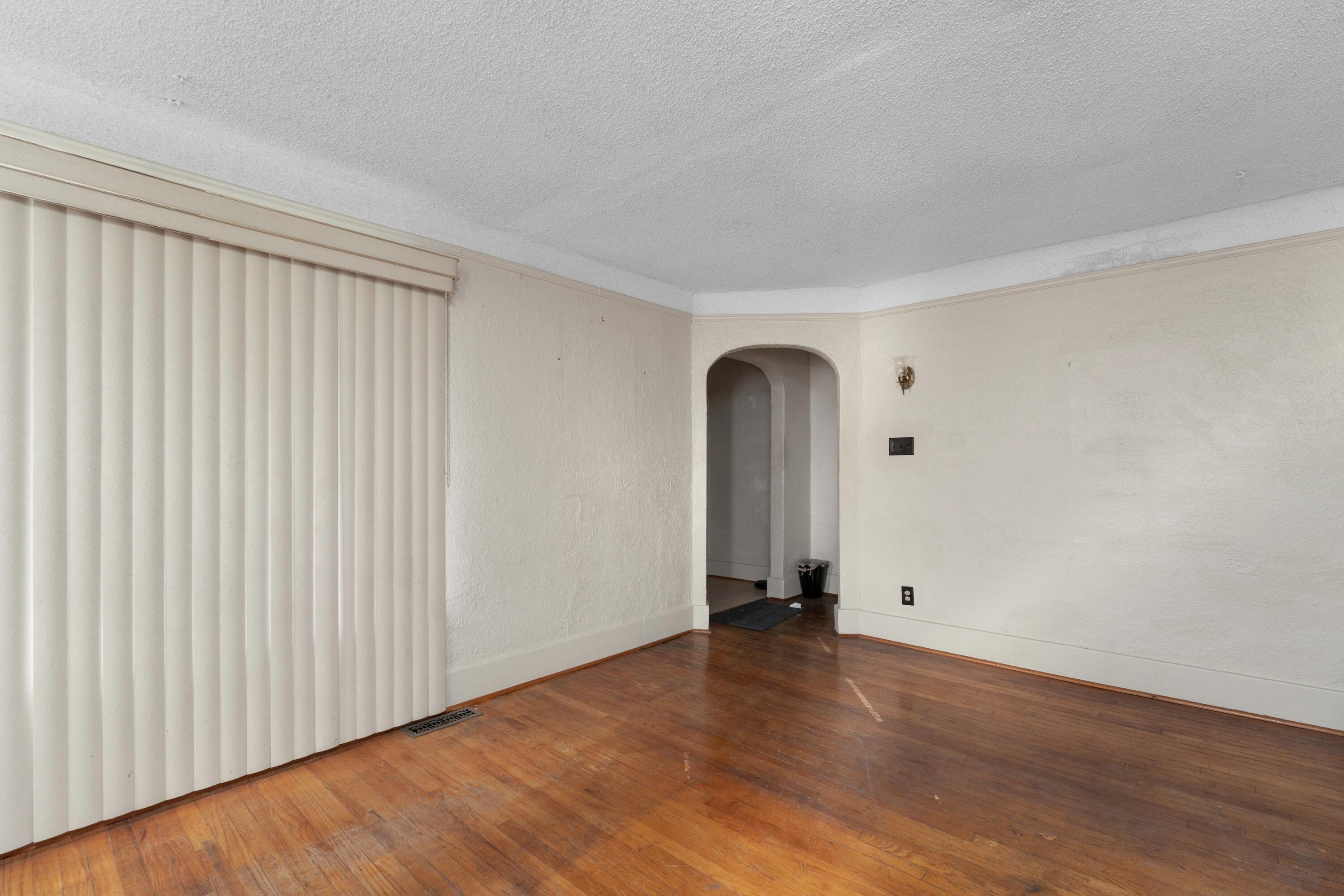 14914 Pinehurst Street Detroit, MI 48238 - Photo 3 of 13 14914 Pinehurst St 0003