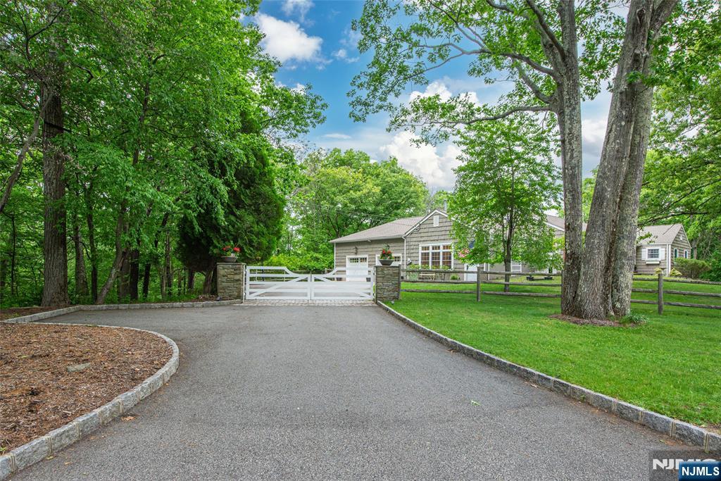 724 Ridge Road Butler, NJ 07405 - Photo 6 of 50