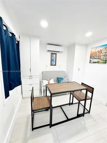 $1,200 | 2400 Northwest 9th Street, Unit 3, Miami, FL 33125