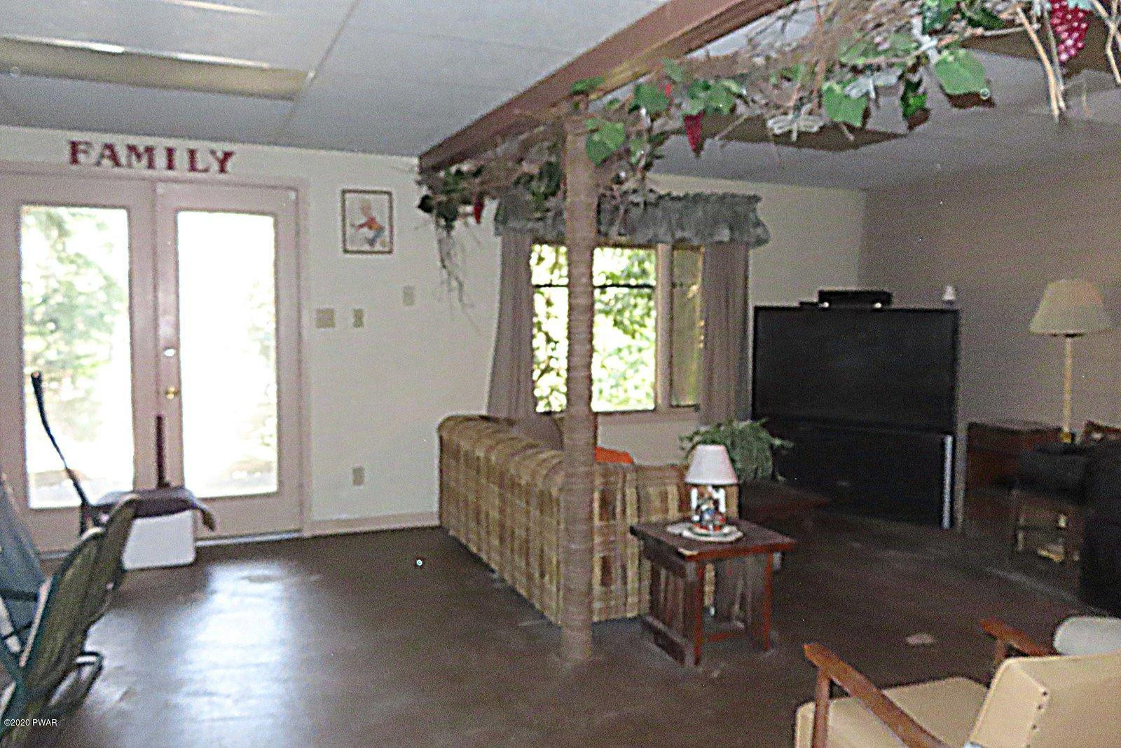 14 Pine Beach Road Hawley, PA 18438 - Photo 24 of 37