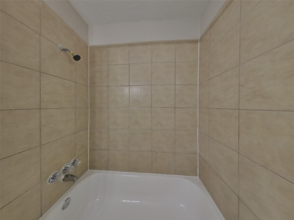 17002 Tibet Road Friendswood, TX 77546 - Photo 14 of 15