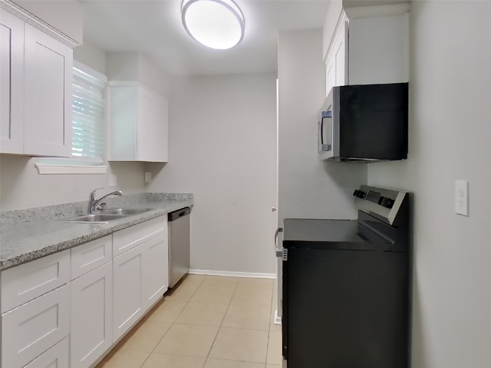 17002 Tibet Road Friendswood, TX 77546 - Photo 5 of 15