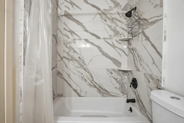 $130,000 | 2200 Cypress Landing Road, Unit A3, Houston, TX 77090