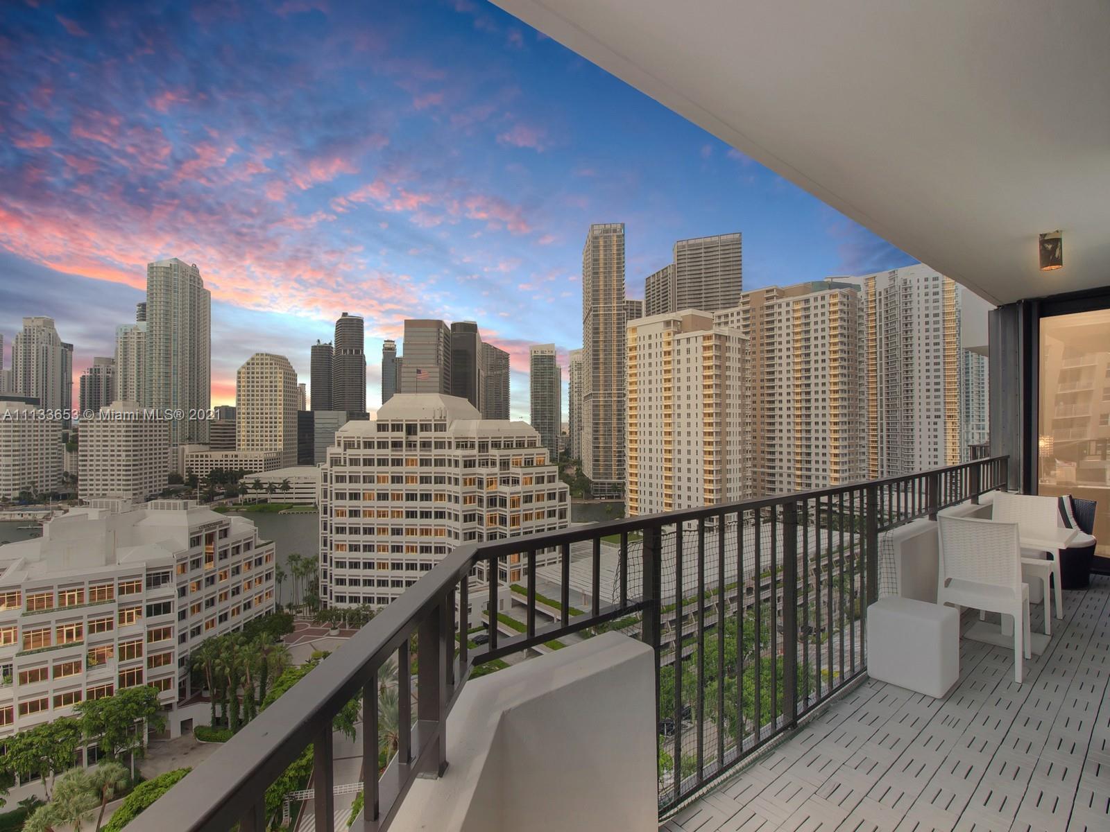 520 Brickell Key Drive, Unit A1815 Miami, FL 33131 - Photo 34 of 34 a view of a balcony with city view