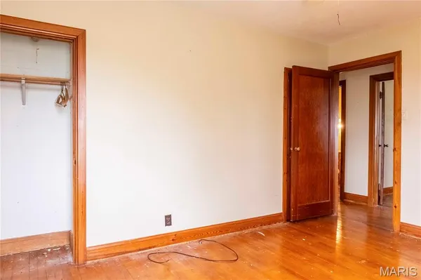 $1 | 21061 Pike 307, Bowling Green, MO 63334