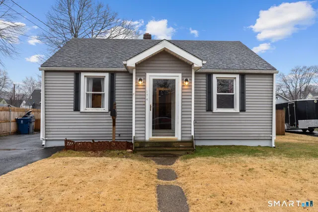 $289,900 | 174 Milford St Extension, Plainville, CT 06062