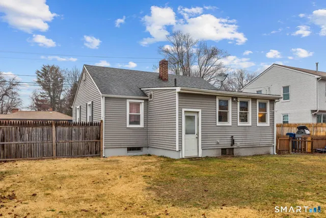 $289,900 | 174 Milford St Extension, Plainville, CT 06062