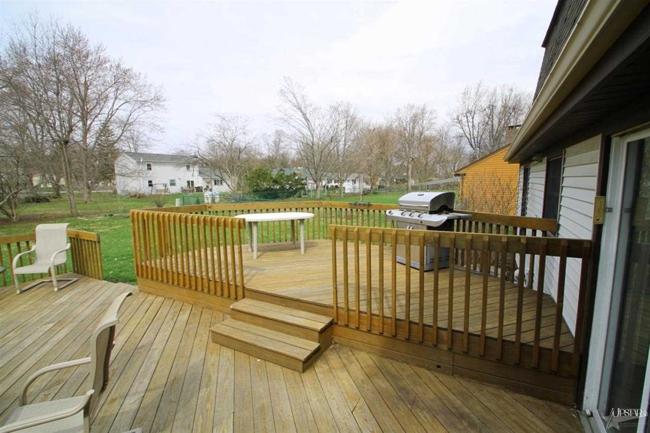 6930 Blue Mist Road Fort Wayne, IN 46819 - Photo 4 of 30