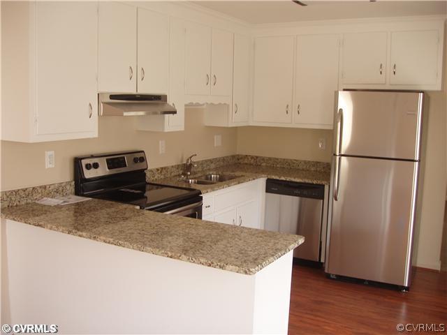 4716 Sherman Road North Chesterfield, VA 23234 - Photo 3 of 8 Kitchen