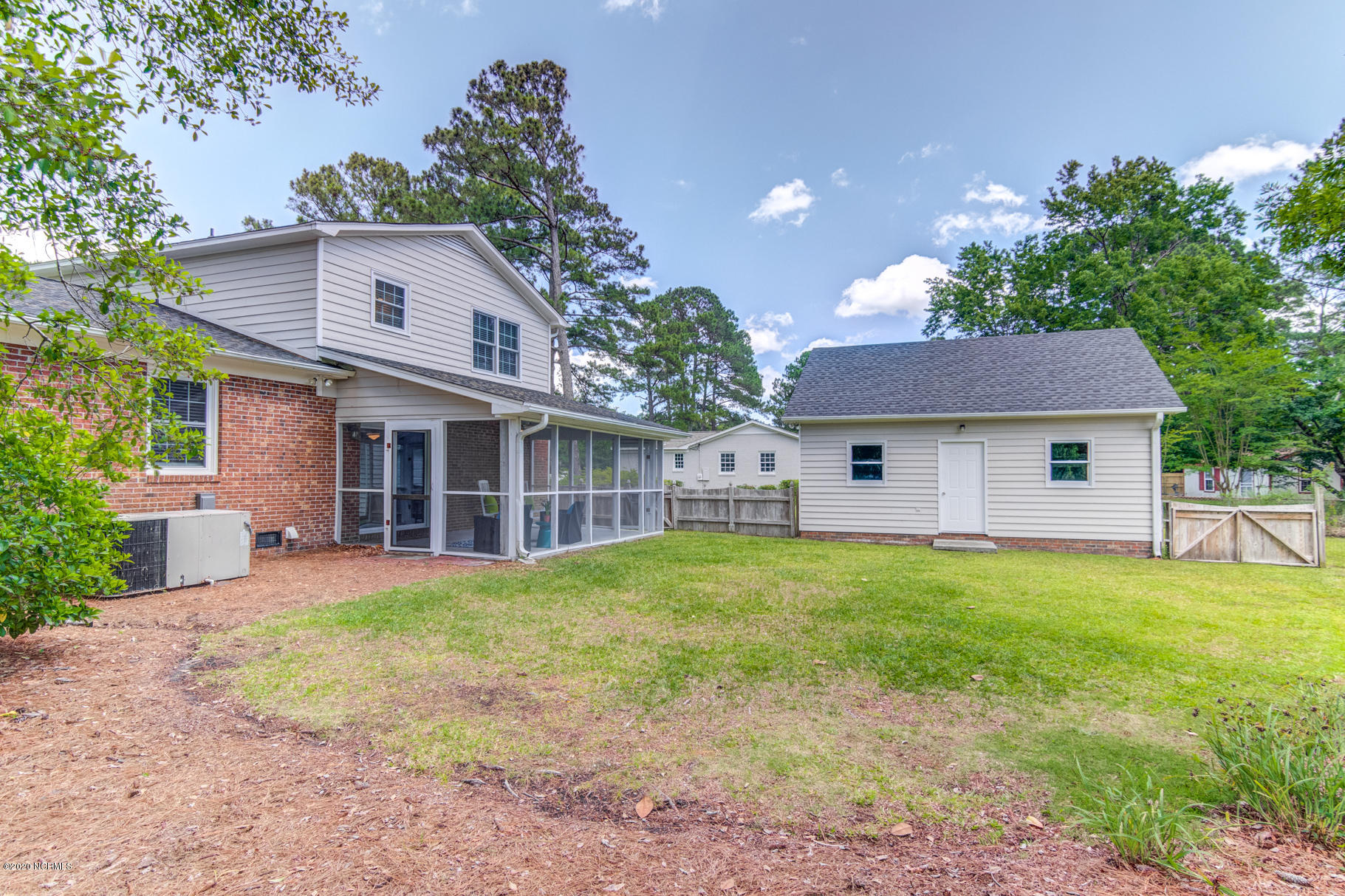 213 North Hampton Road Wilmington, NC 28409 - Photo 41 of 50 213-N-Hampton-41