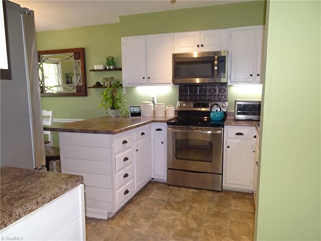 3216 Rockingham Road High Point, NC 27265 - Photo 3 of 17