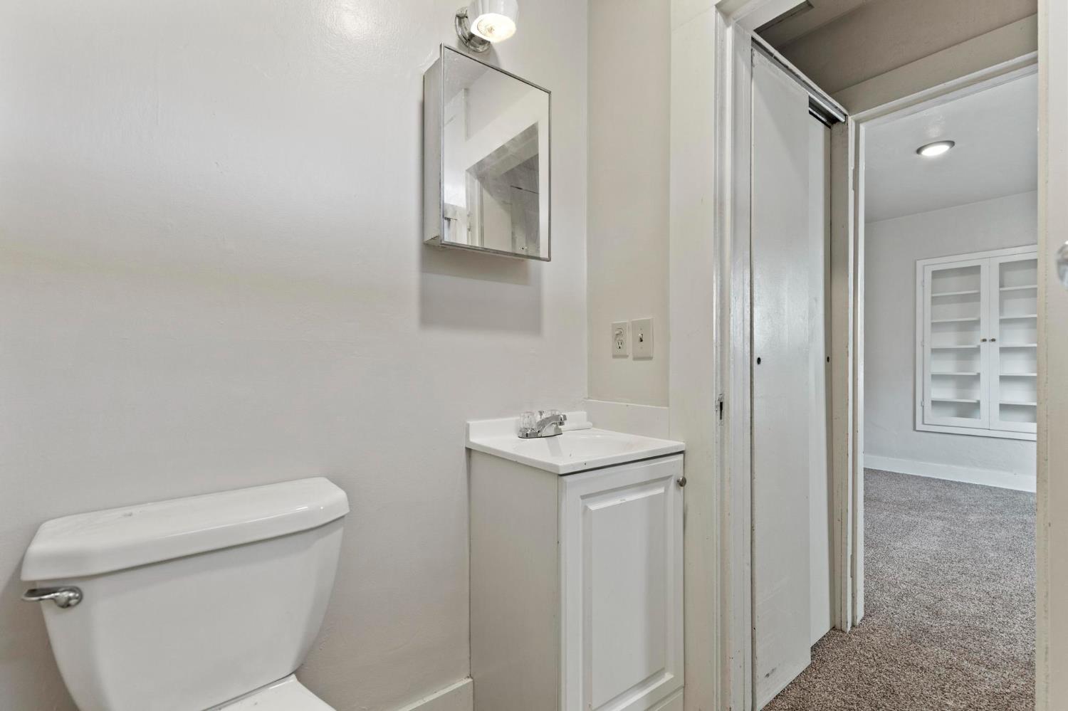 229 Vine Street Maxwell, CA 95955 - Photo 16 of 33 Bathroom.