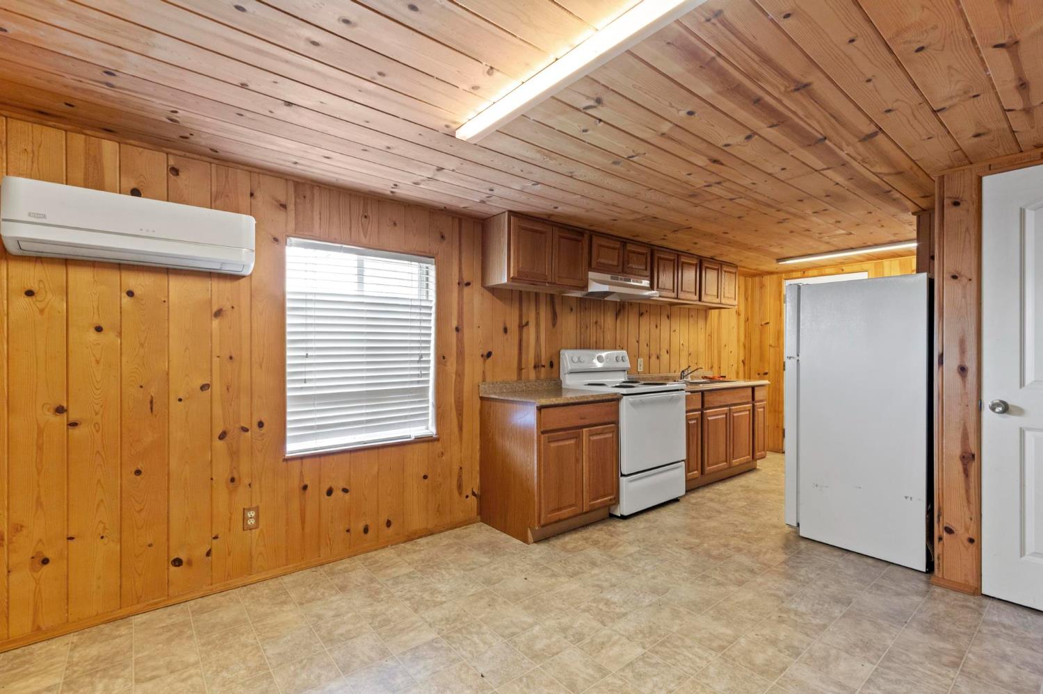 229 Vine Street Maxwell, CA 95955 - Photo 23 of 33 Studio kitchen.