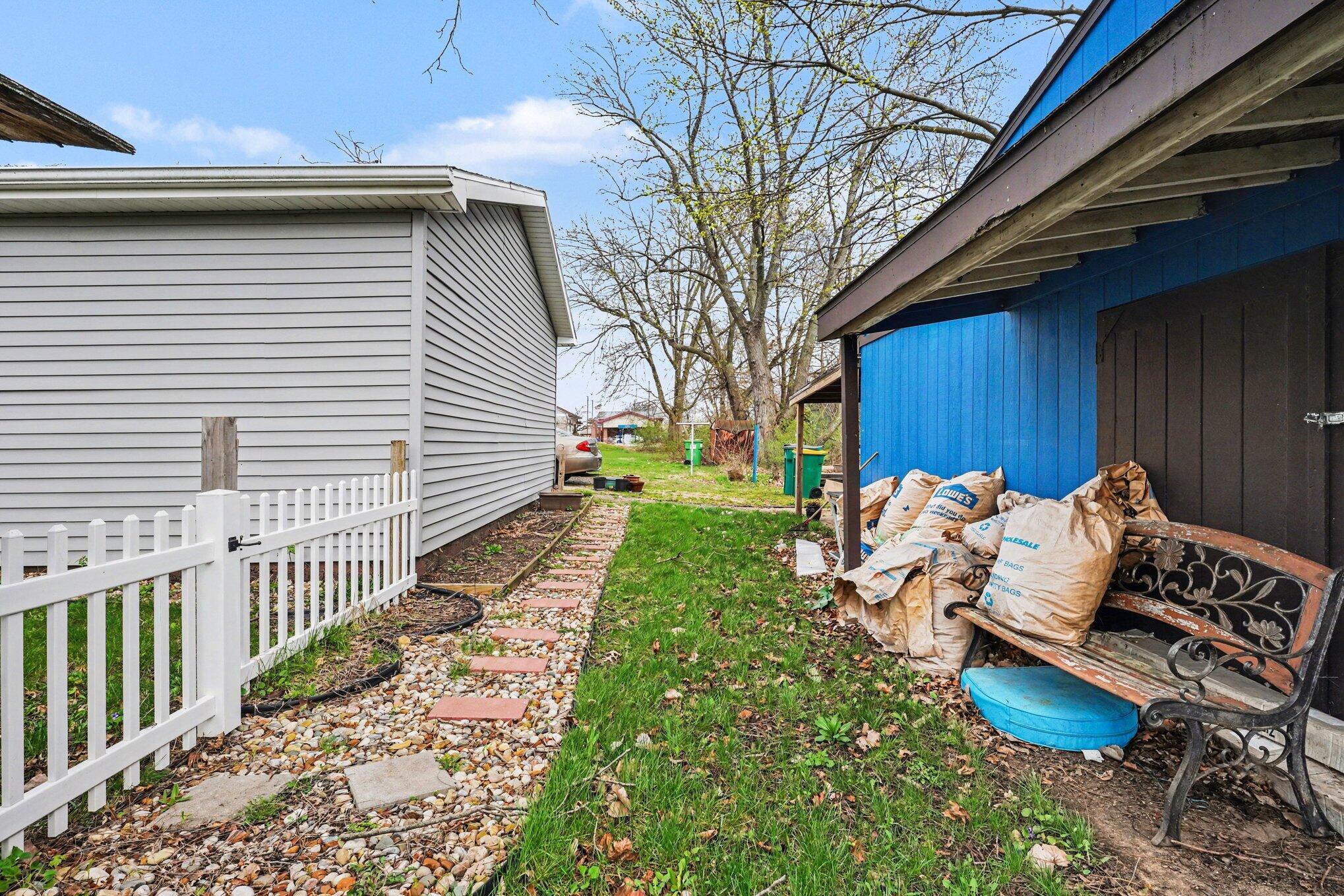 2961 West Dickman Road Springfield, MI 49037 - Photo 23 of 24 023_file_7785