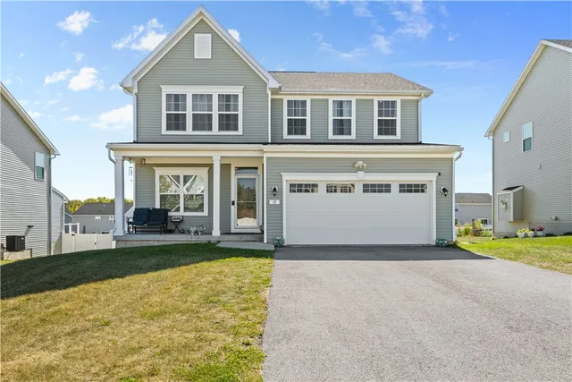 $457,000 | 31 Planters Row, West Henrietta, NY 14586