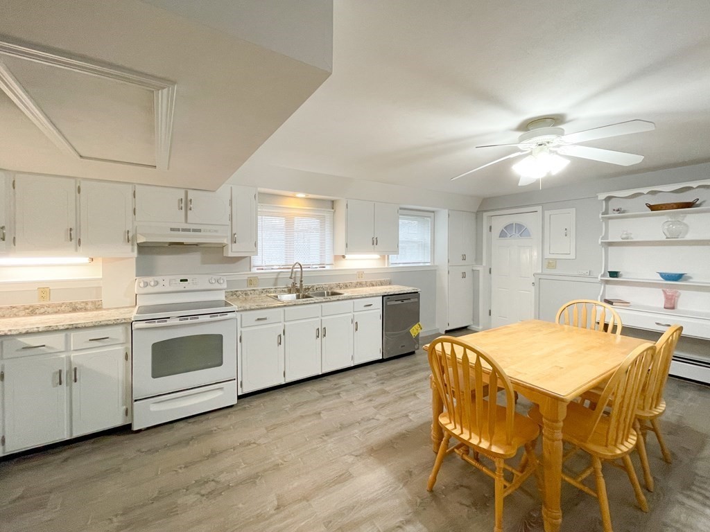 88 Almy Street Fall River, MA 02720 - Photo 11 of 19