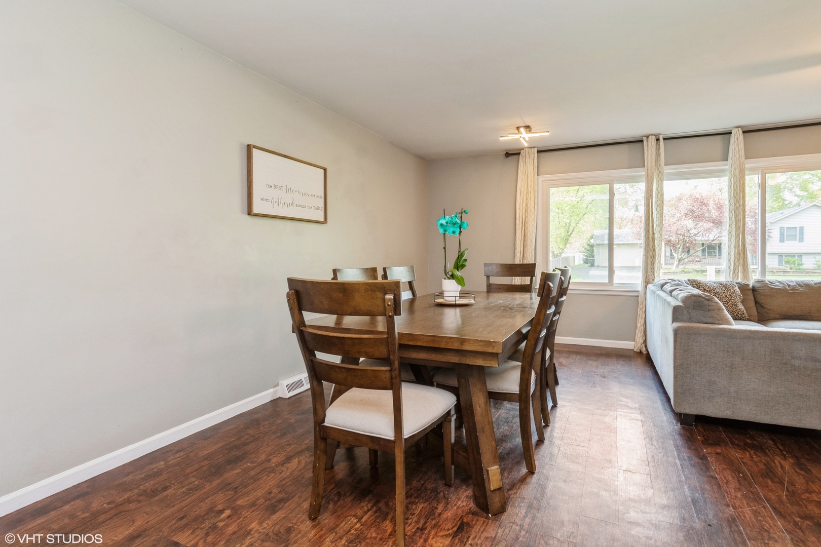 28W525 Douglas Road Naperville, IL 60564 - Photo 5 of 21