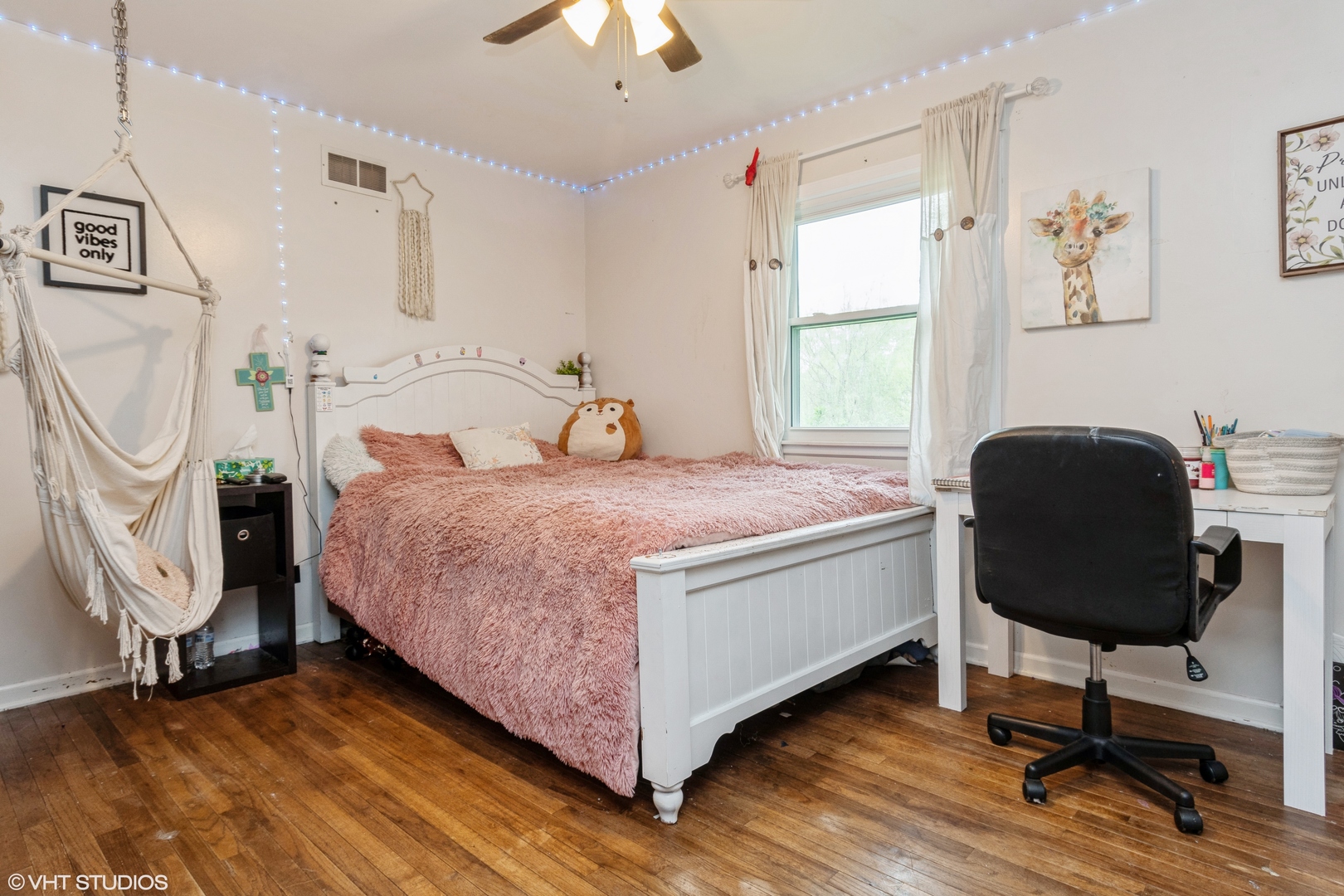 28W525 Douglas Road Naperville, IL 60564 - Photo 9 of 21