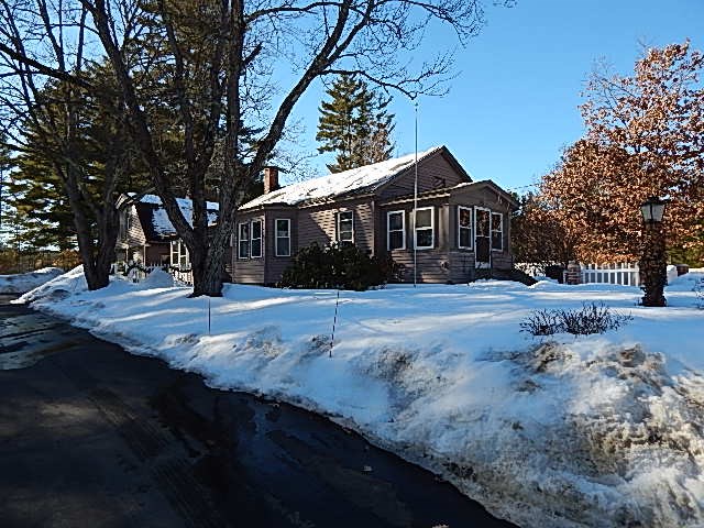 90 South Village Road Loudon, NH 03307 - Photo 4 of 13