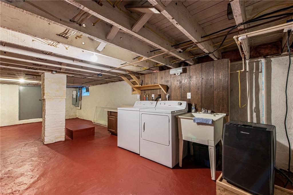 1746 Soap Hollow Road Johnstown, PA 15905 - Photo 22 of 30 a utility room with dryer and washer