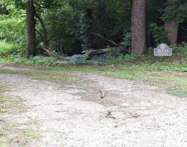 $170,000 | 26113 North Lakeland Road, Canton, IL 61520