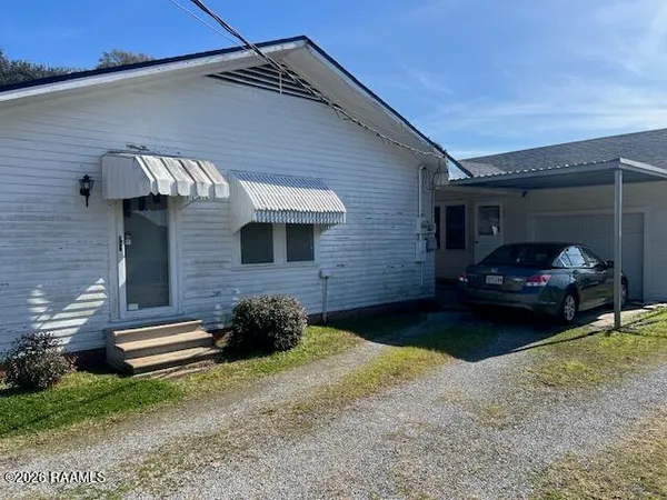 $140,000 | 609 Old Kaplan Highway, Abbeville, LA 70510