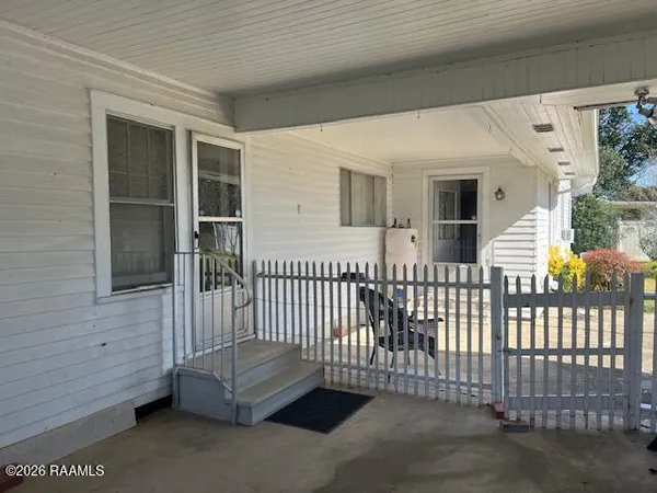 $140,000 | 609 Old Kaplan Highway, Abbeville, LA 70510