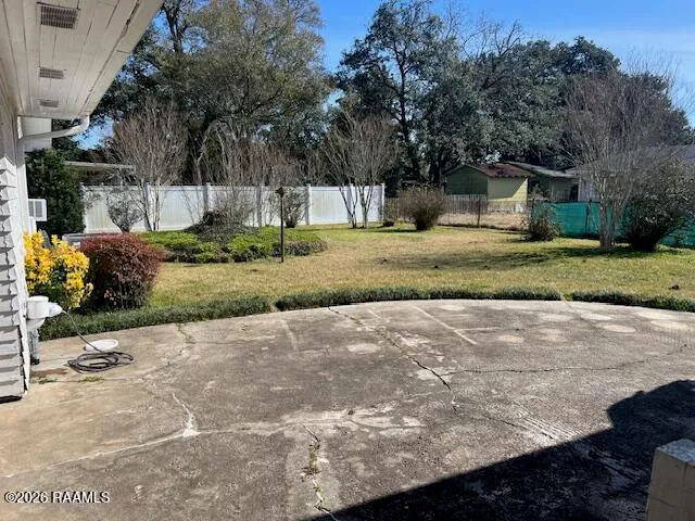 $140,000 | 609 Old Kaplan Highway, Abbeville, LA 70510